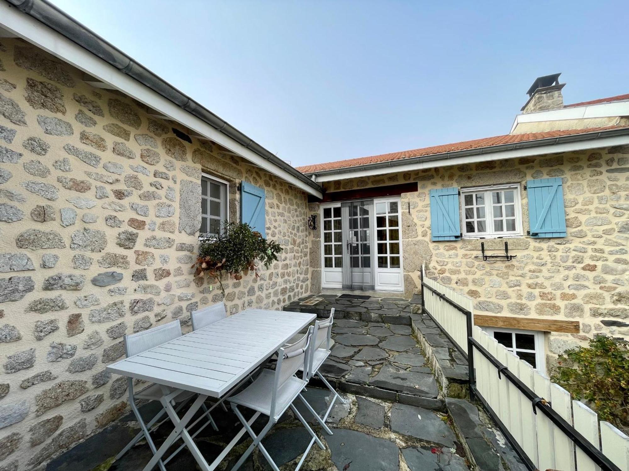 Gite Familial Avec Terrasse Proche Chateaux, Lac, Et Parcours Aventure - Fr-1-582-174 Saint-Maurice-de-Lignon ภายนอก รูปภาพ
